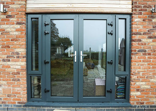 Алюминиевая дверь в коттедж в Фрязино