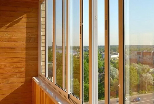 Холодное остекление балкона алюминиевыми окнами в Фрязино