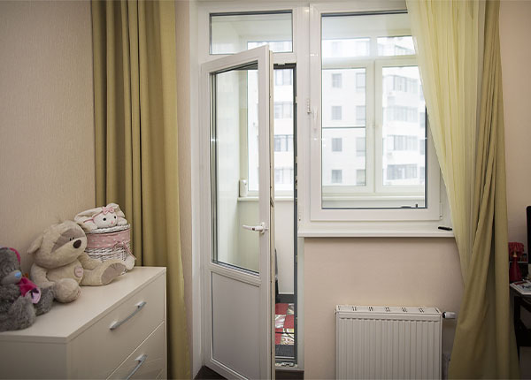 Пластиковая балконная дверь в Фрязино